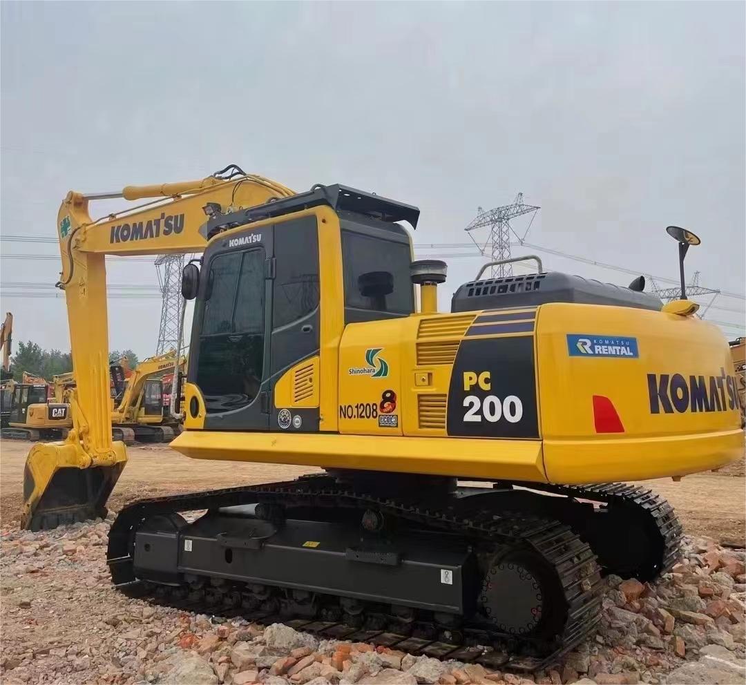 90% Used Komatsu PC200 Excavator in Japan 20000 KG Machine Weight Original Japan Original