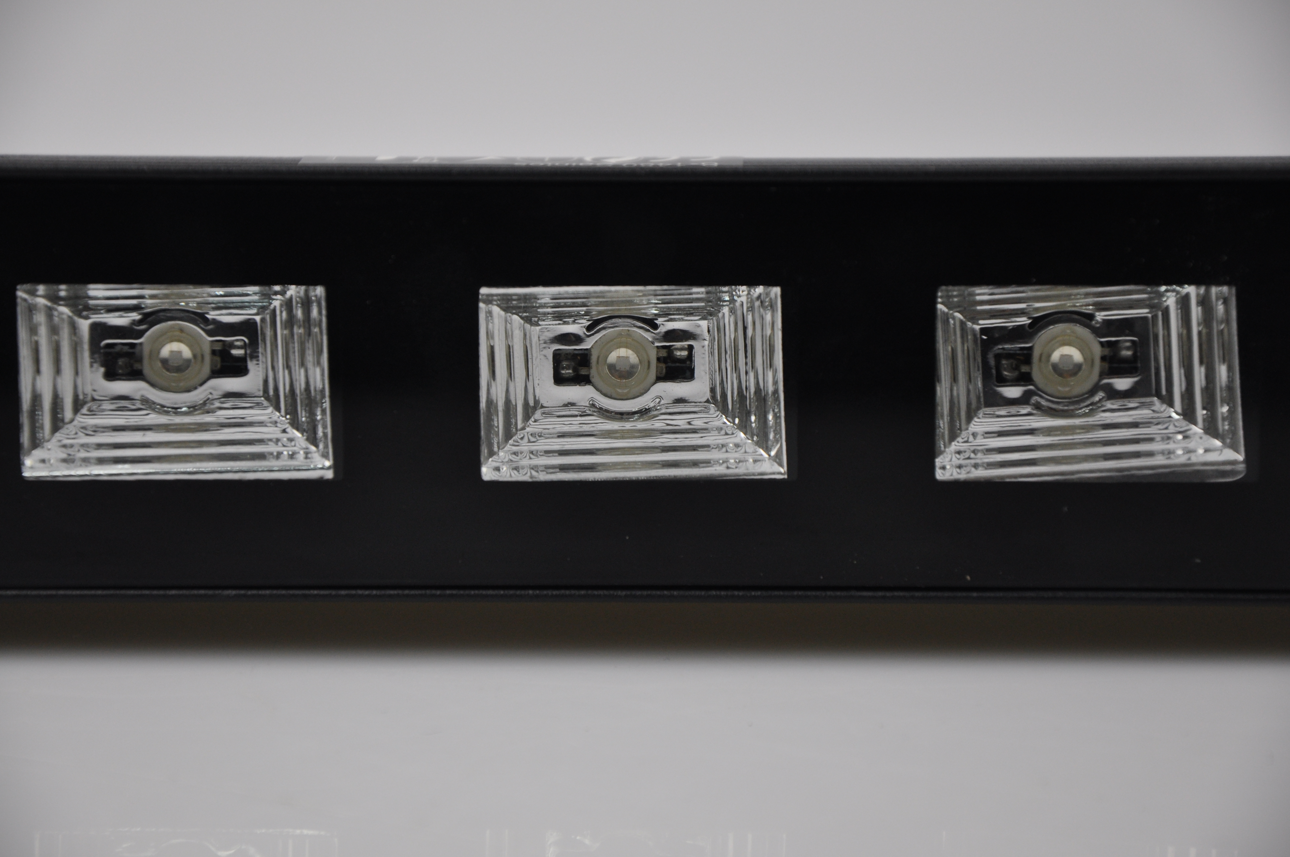 18pcs 3W LED UV Light / Stage light