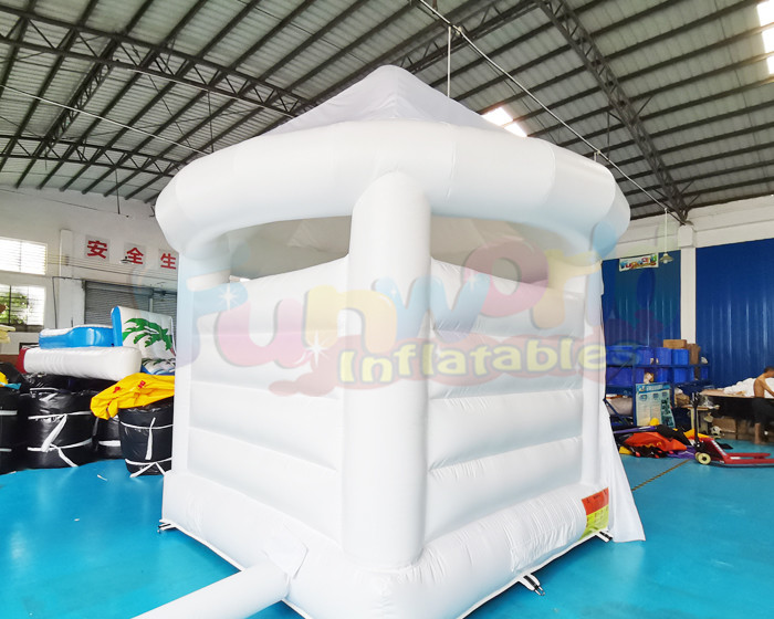 OEM Commercial Inflatable White Bouncy Castle For Kindergarten