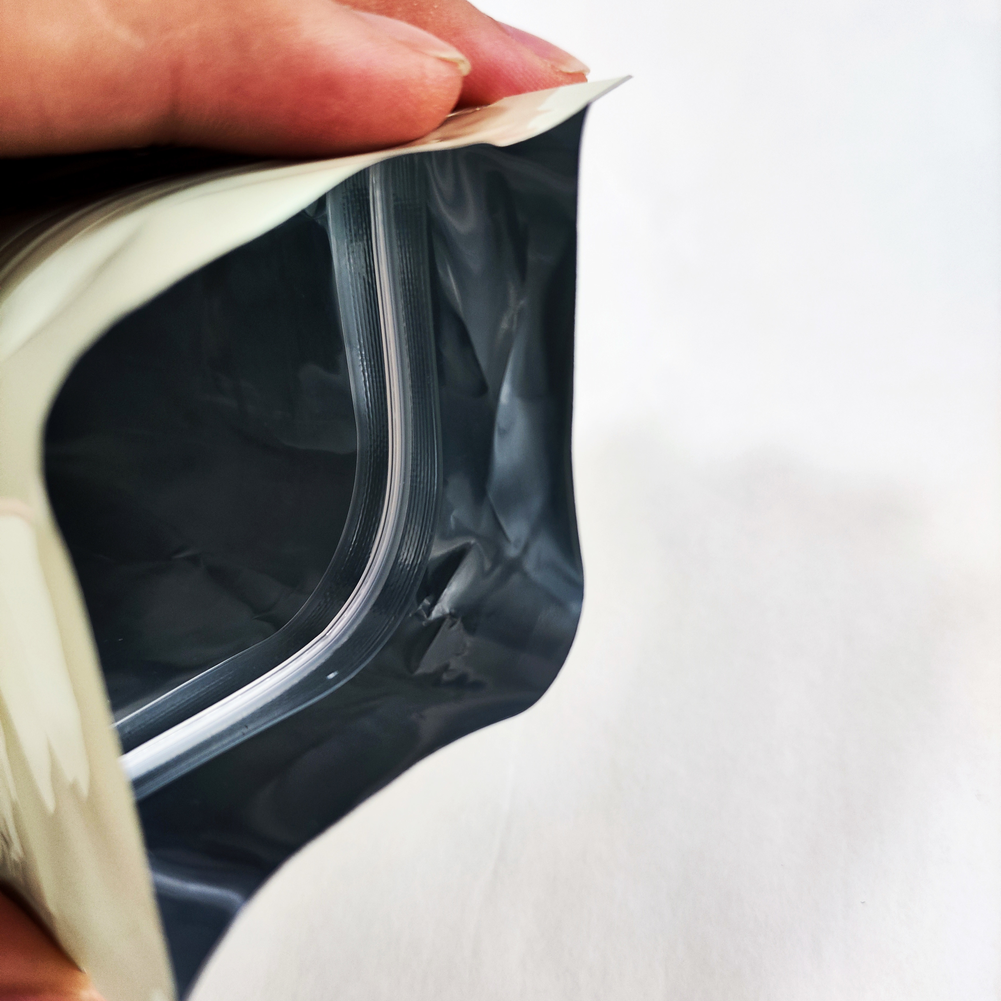 Custom Printed Flat Bottom Pouch Coffee Tea Bags With Valve Zipper Resealable