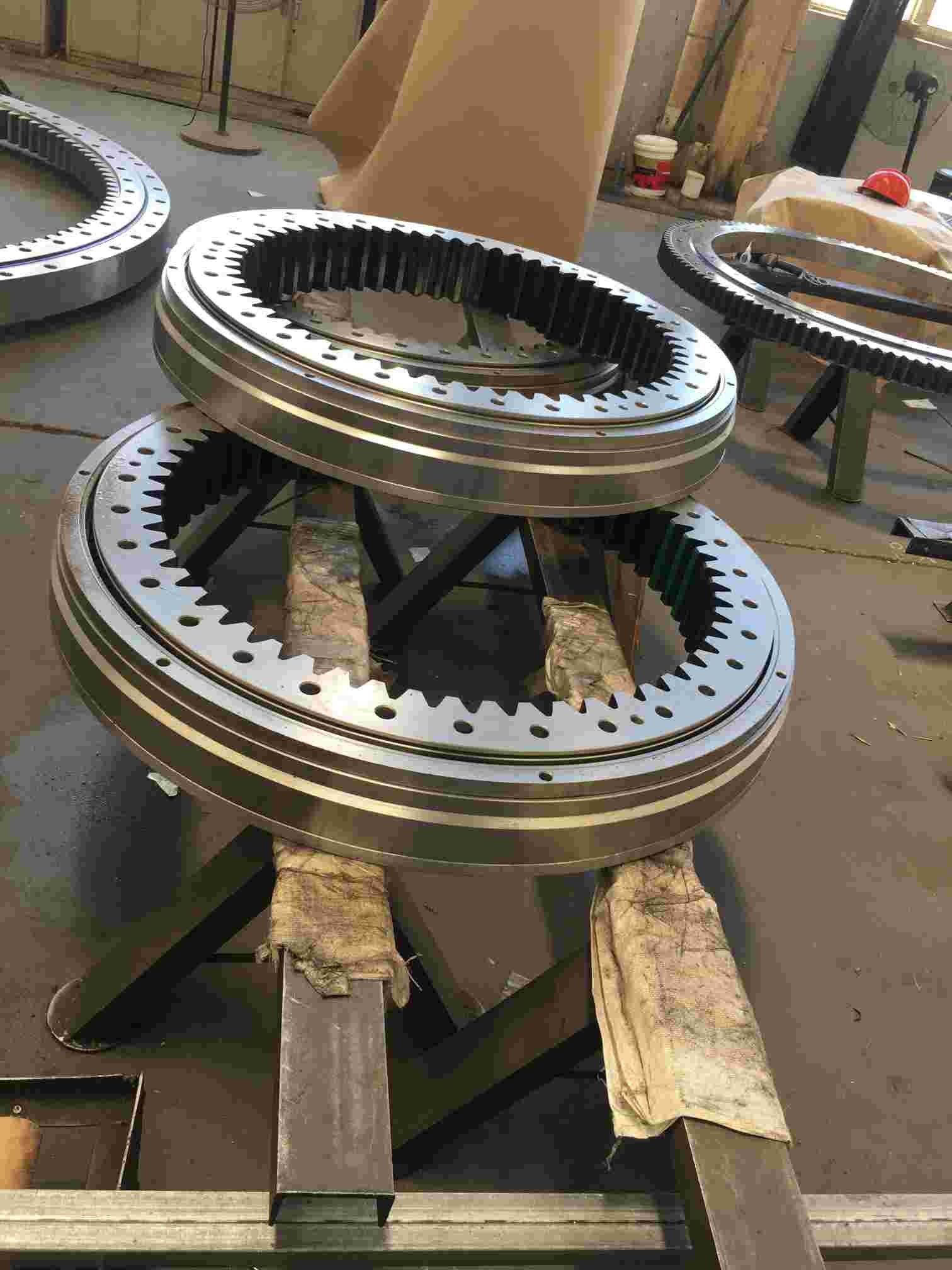 Double Row Slewing Ring Bearing Large Size Turntable For Deck Crane, Wind Power