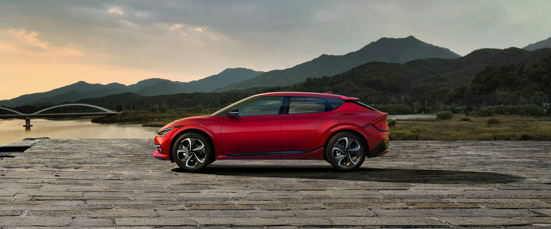 2023 2024 CLTC Endurance 617KM/555KM Pure Electric Coupe Kia Energy EV6 Made in and with 100 km/h Acceleration 3.5S-7.3S