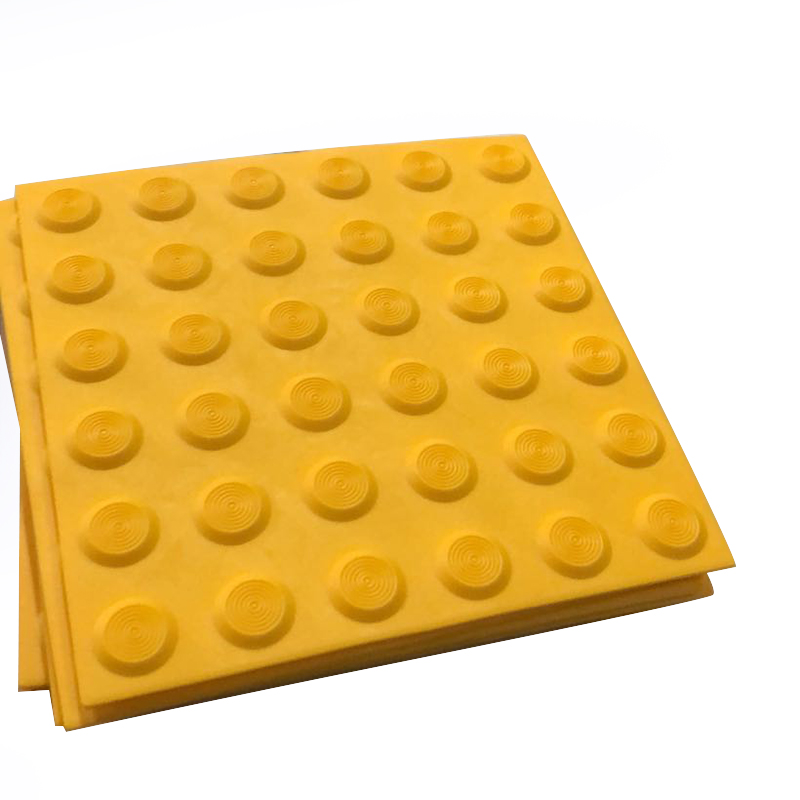 300*300 PVC/PU Plastic Tactile Studs for Safe Walking and Accessibility Improvement