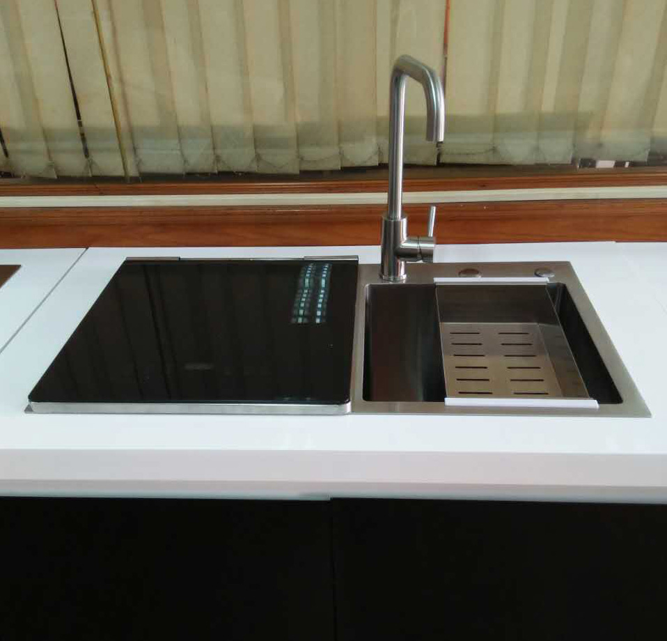 Embedded ultrasonic vegetable cleaning machine