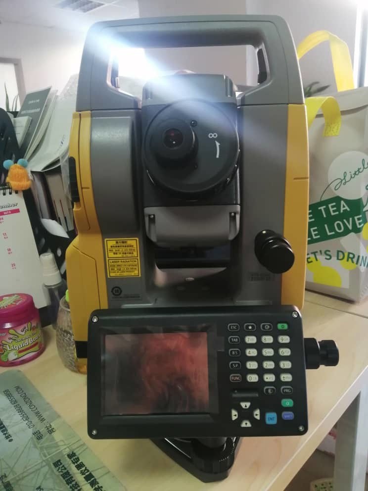 Topcon GTS-6000 Series 600m Reflectionless Windows System Total Station 2" Topcon GTS-6002