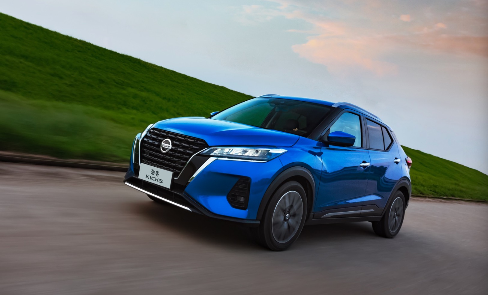 2024 Dongfeng Nissan Kicks 1.5L 122Hp Petrol Used Car Small SUV with Maximum Torque Nm 100-200Nm