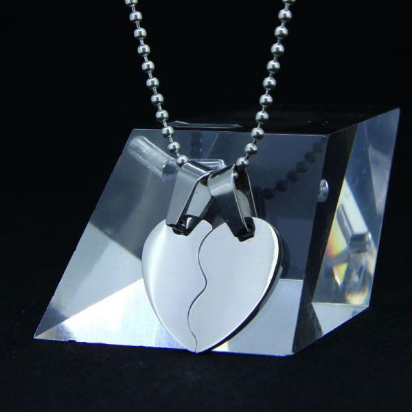 New Fashion Valentines Holiday Lovers Couples Stainless Steel Necklace Pendants
