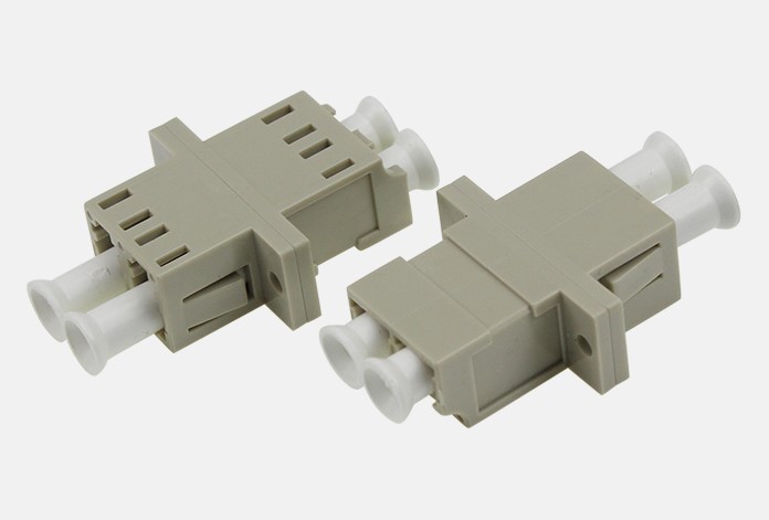 700 2 Lightweight LC Adapter / LC LC Duplex Fiber Coupler SC Foot Type With Flanges