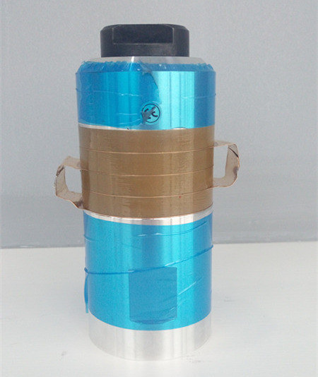 2600W High Frequency 15Khz PZT Ultrasonic Transducer 70mm Diameter 4pcs ceramics