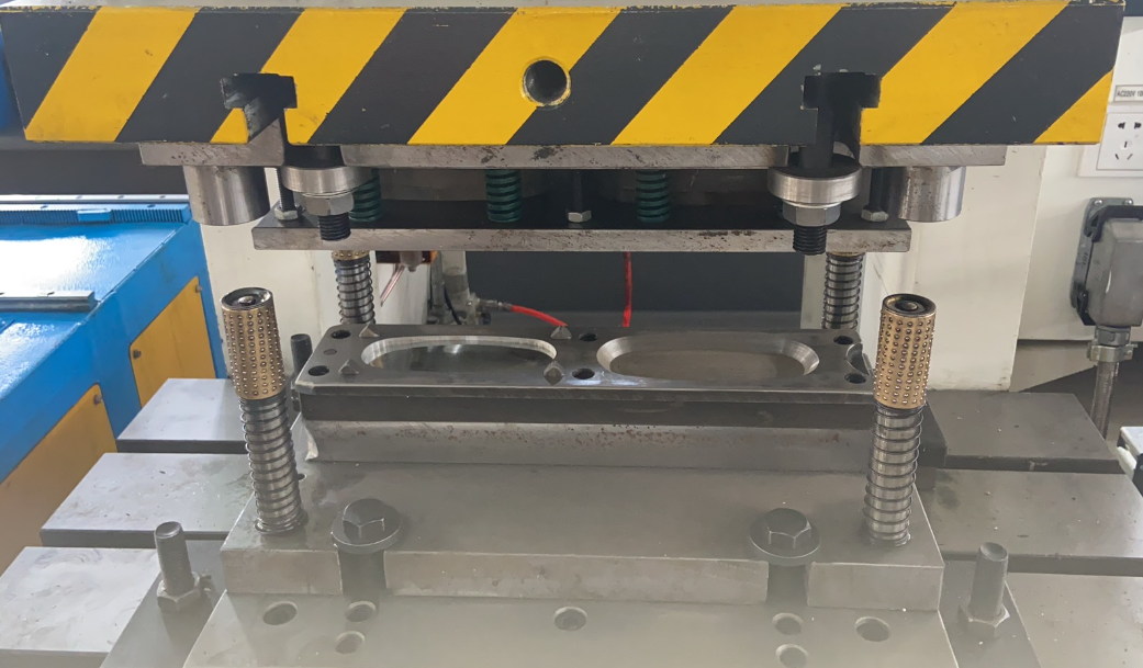 structural wall stud and track machine punchign  mold