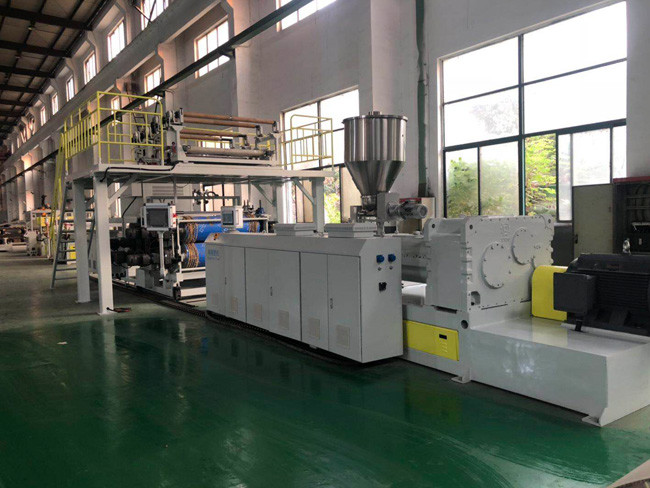 1000 - 1500kg/H SPC PVC Floor Extrusion Line Machine PVC Floor Making Machine ABB Inverter