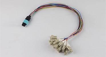 Customized 12 Core 0.9mm MPO Fiber Patch Cord Singlemode 1M Fanout