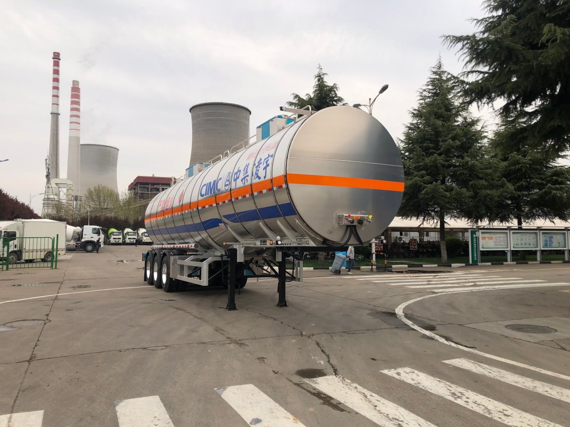 12315/12465*2500*3950 CIMC LINYU 42000 Liter Diesel Gasoline Tanker Semi Trailer