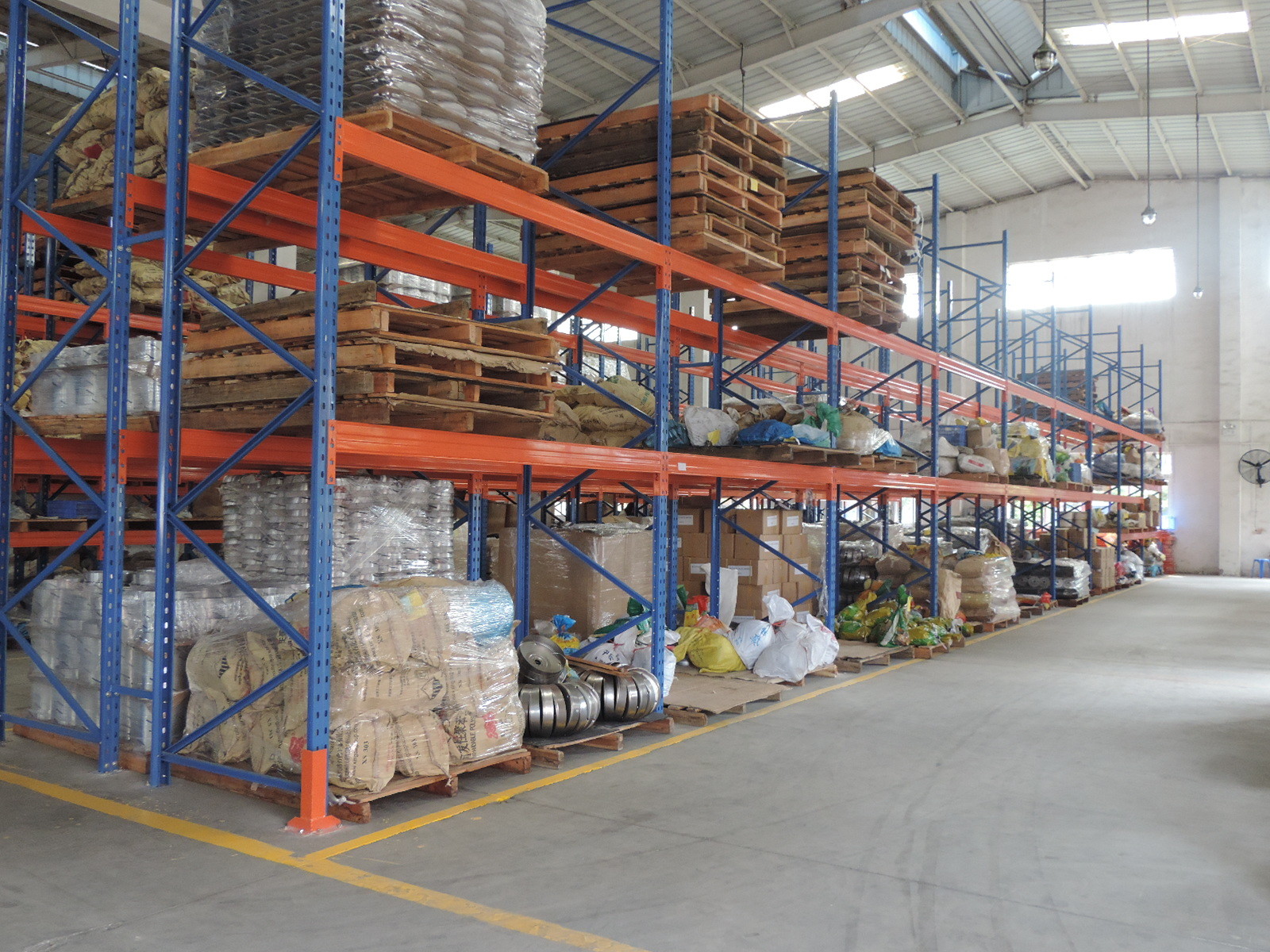 CE Certificated Warehouse Adjustable Storage Selective Pallet Racking System