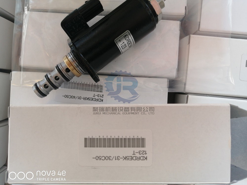 YN35V00052F1 Excavator Solenoid Valve For SK200-8 SK250-8 SK350-8 Hydraulic Pump Spare Parts