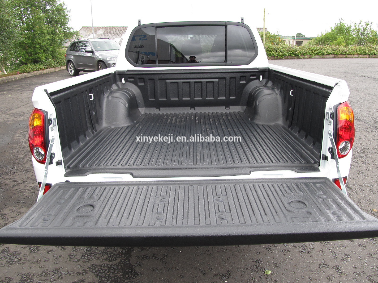 HDPE 0.15 CBM Truck Bedliner Cover Toyota Hilux Vigo L200 Navara NP300