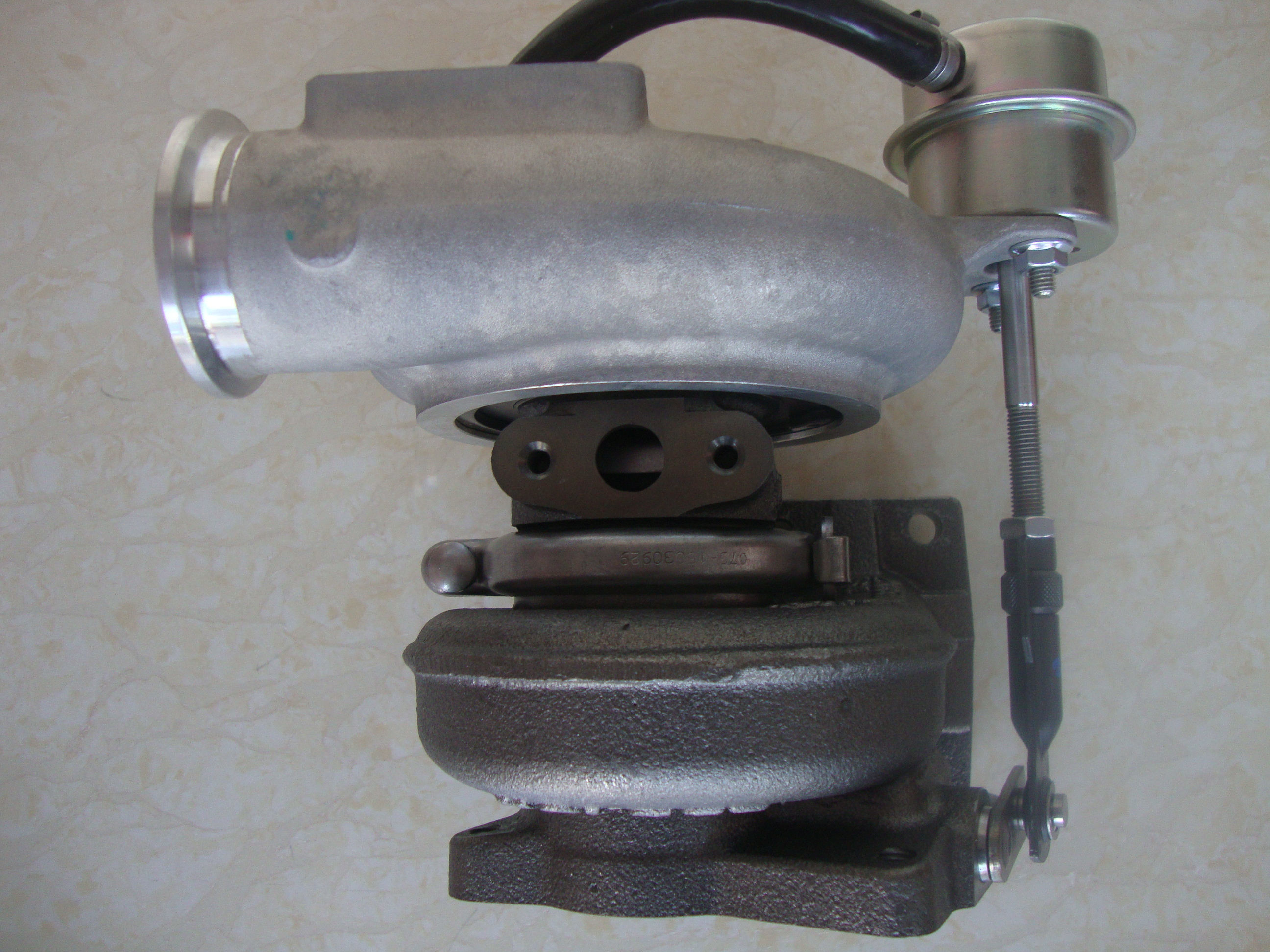 Cummins ISF2.8 ISF3.8 diesel engine spare parts HE211W standard express truck turbocharger kit 2840937 2840938