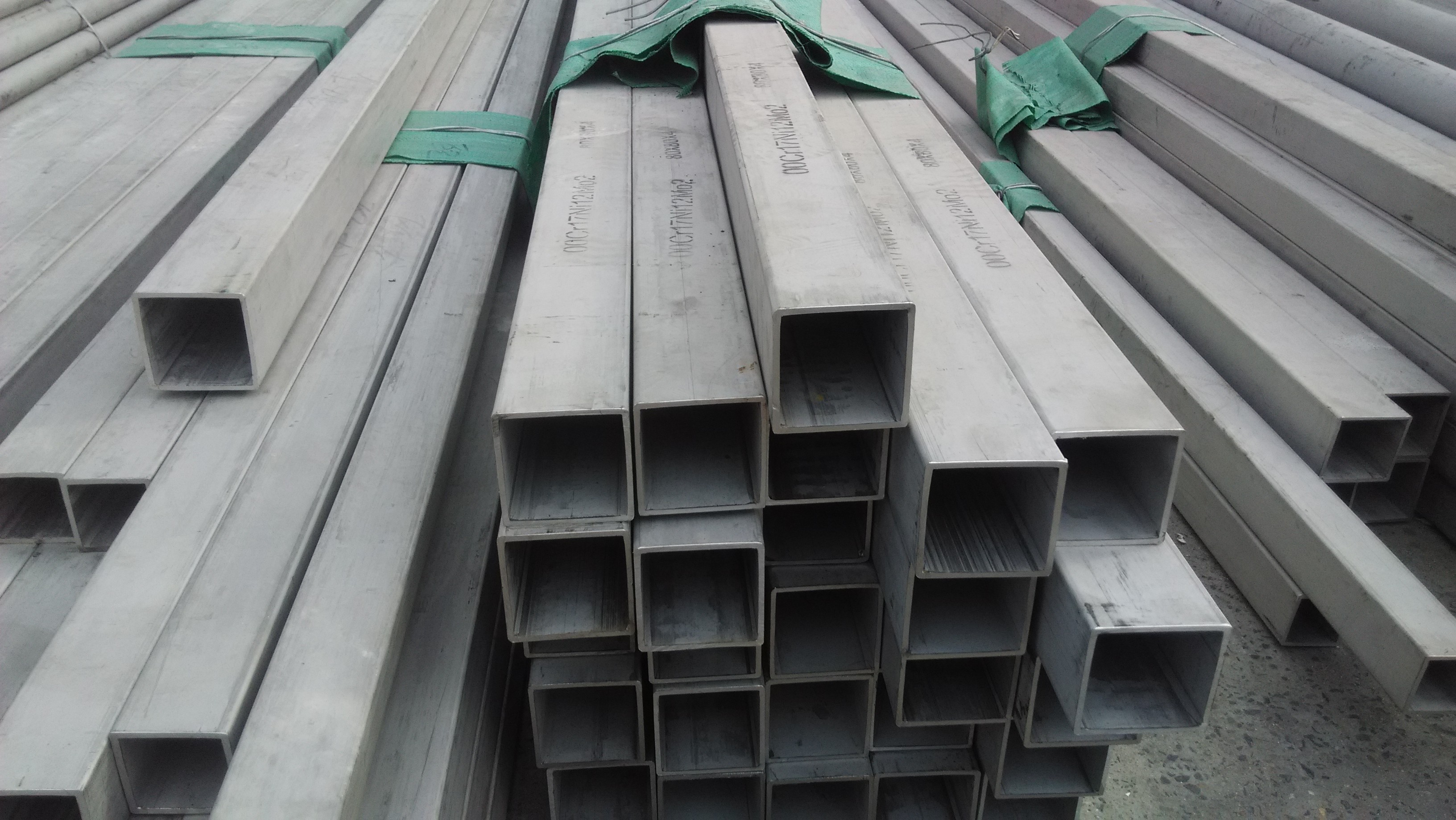 SS202 304 Stainless Steel Pipe Square SS201 321 BA 2B 8K HL 2D 1D