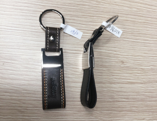Stitching PU Leather Key Chains Metal Cutsom Mini Key Holder Leather Strap