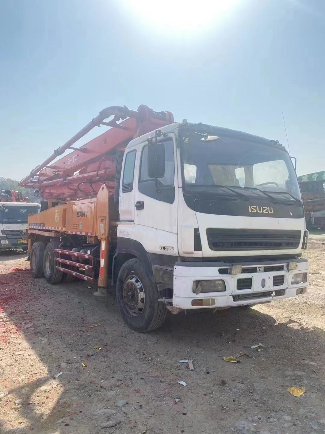 2011 Spectacles Plate Cement Pump 37m Heavy Equipment Concrete Pump