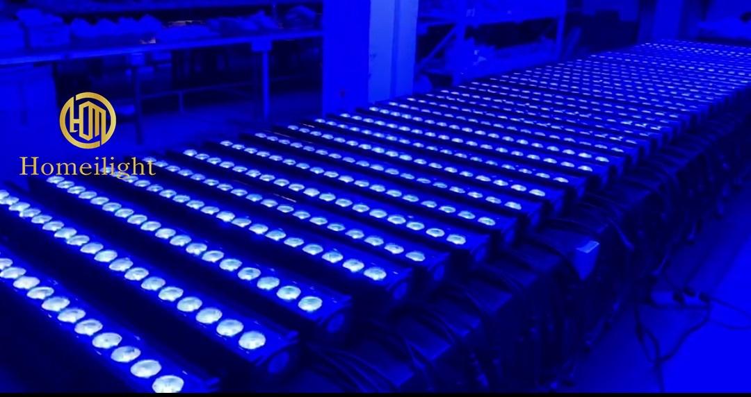 Gross Weight 15kg LED Wall Washer Light Bar 18pcs 12w 4in1 Waterproof Stage DMX512