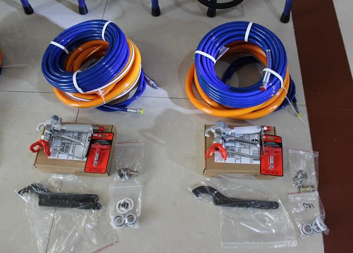 S S Pneumatic Paint Sprayer For House With Pressure Ratio 65:1