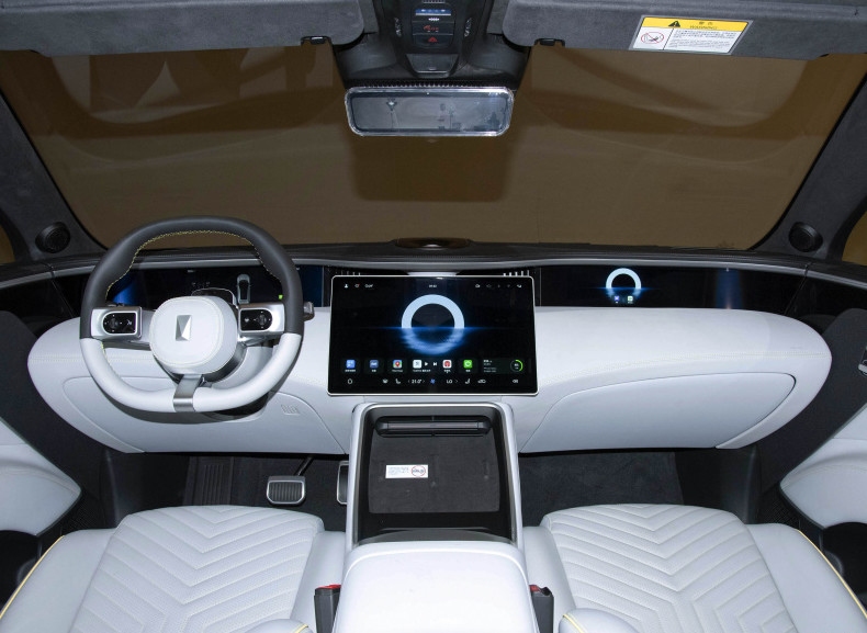Pure Electric Avita 11 Five Seater Car High Performance Hatchback