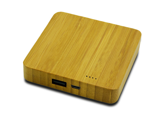 Square Shaped Carved Wood Power Bank 5200 Milliampere 3 Years Warranty