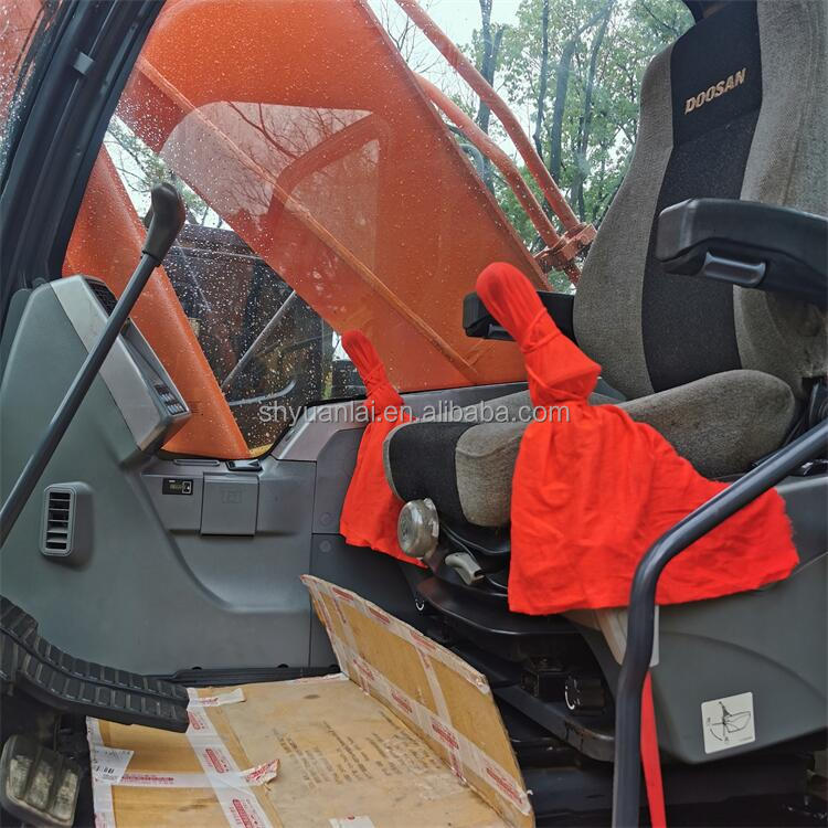 Original Hydraulic Pump DOOSAN DX300 Excavator Energy-saving and Suitable for Crushing