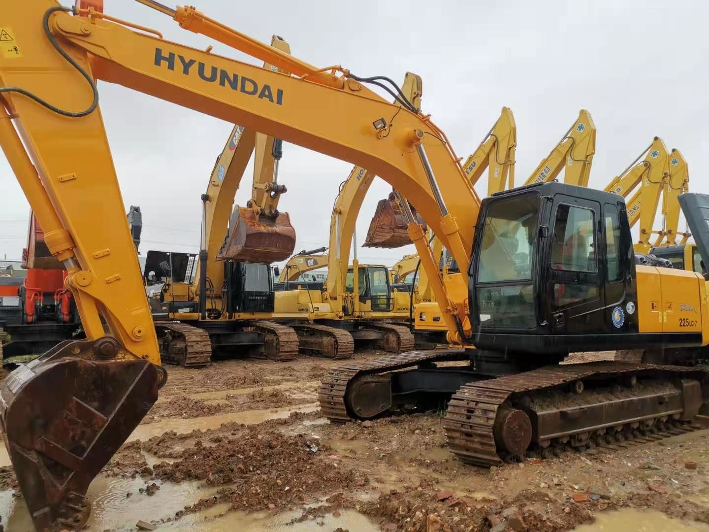Japan Isuzu Engine 22T R225-7 Used Hyundai Excavator