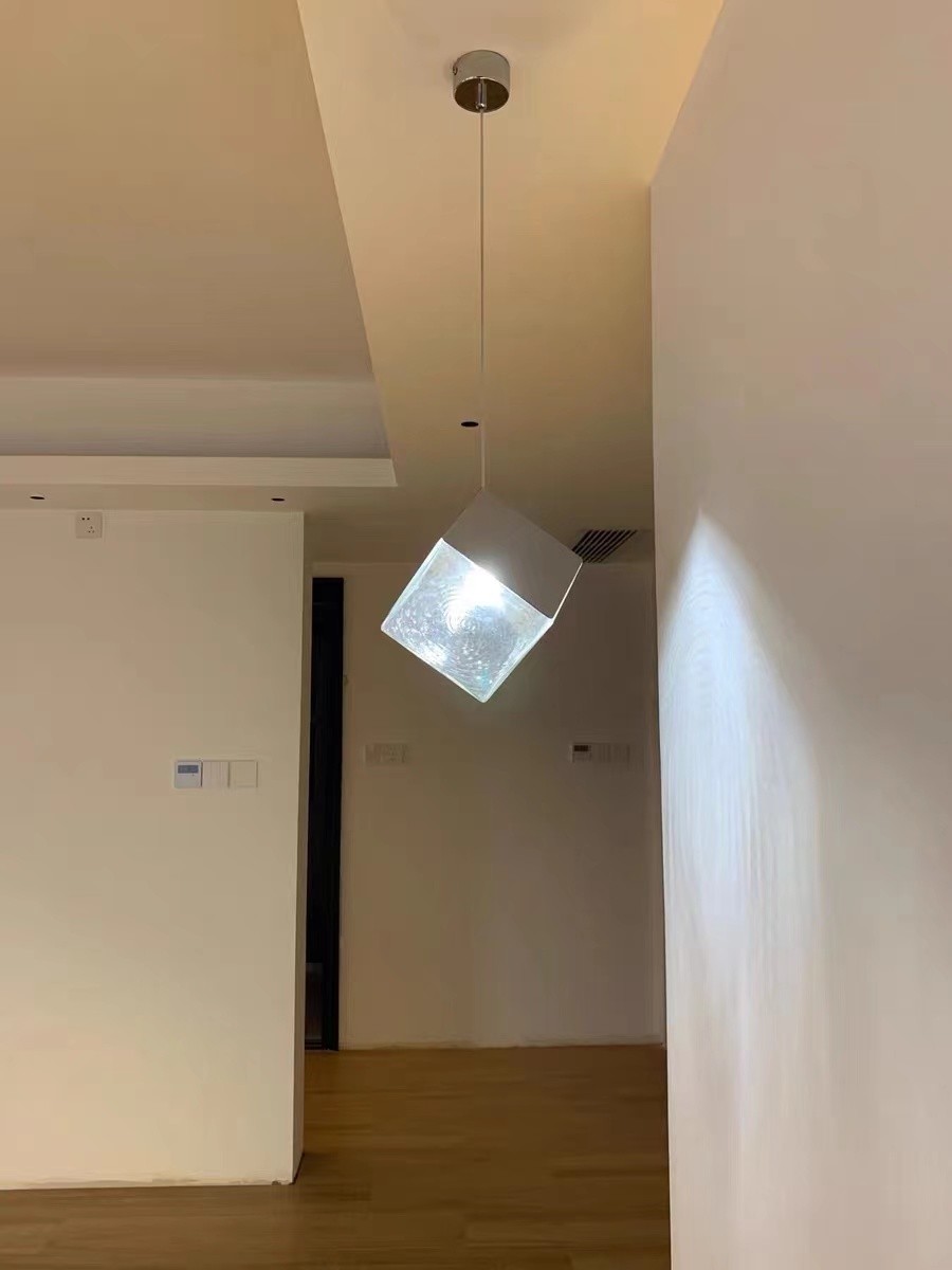 Zhongshan Supplier Big Gold and Silver Square Shade Interior Living Room Decorative Lighting Chandelier