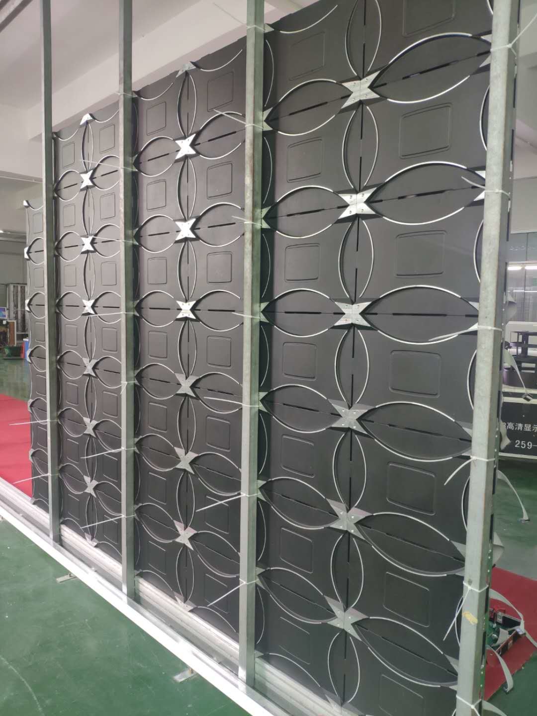 P1.5 P1.8 Fine Pitch Led Video Wall Die Casting Aluminum 600*337.5mm