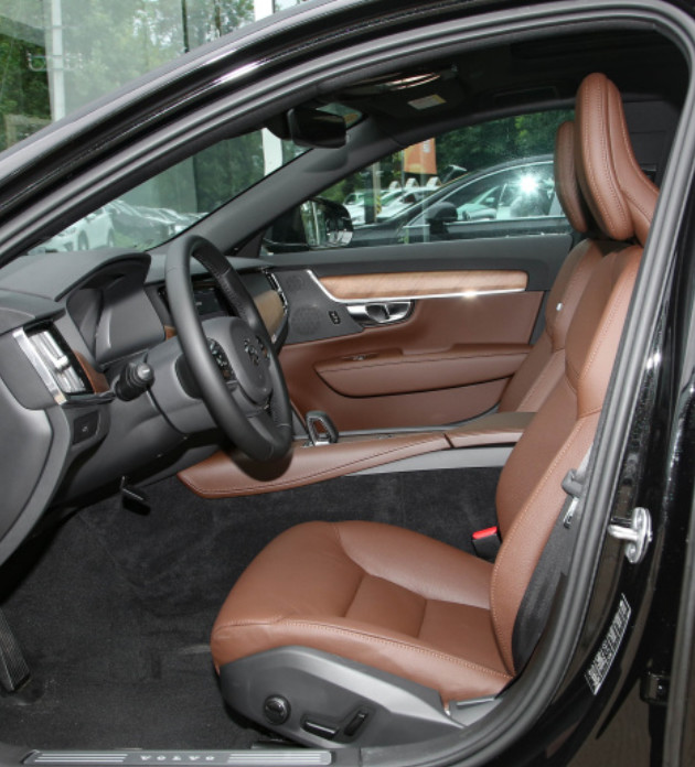 VOLVO S90 2023 B5 Zhiyi Haohua version 4 Door 5 seats Medium Large Saloon
