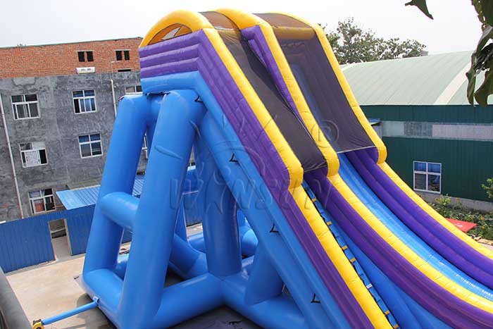 Drop Kick Giant Inflatable Sports Games / Water Slide 0.9mm PVC Made