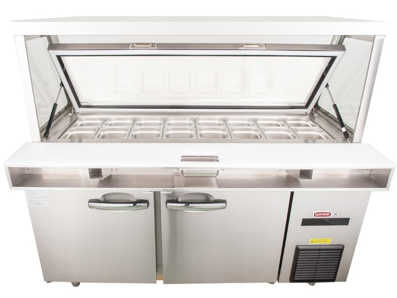 Blue Ray 2 Door Refrigerated Sandwich Prep Table With Glass Lid Fan Cooling / Commercial Salad Bar Refrigerator Freezer