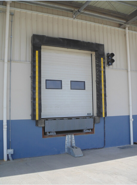 Loading / Unloading Industrial Hydraulic Dock Levelers 5 Years Free Warranty