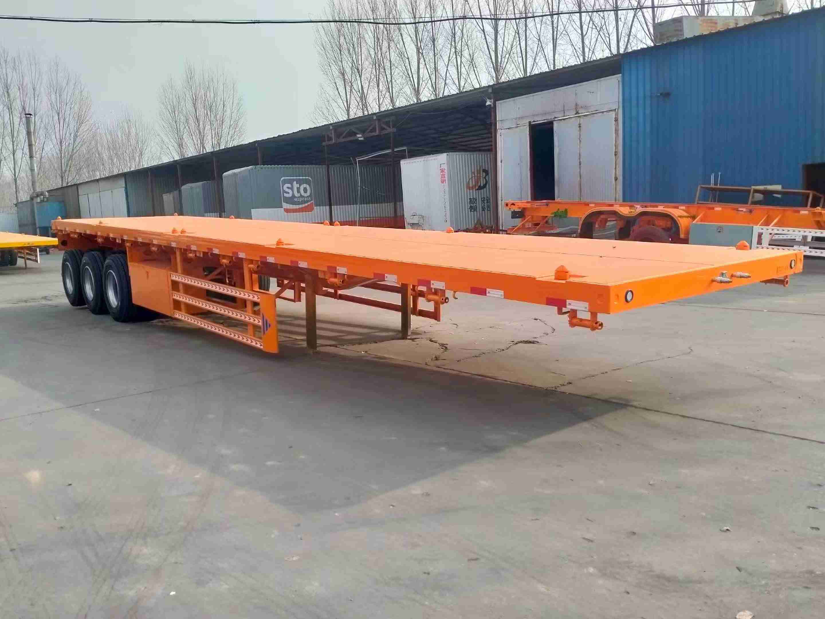 Best Price 40T-100T Flatbed Low Bed Semi Trailer 3-Axle Skeletal Semi-Trailer for Container Transport