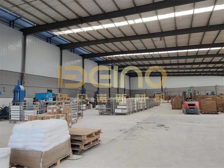 Metal Wear Resistant Ceramic Pipe Customizable In Mining Industry