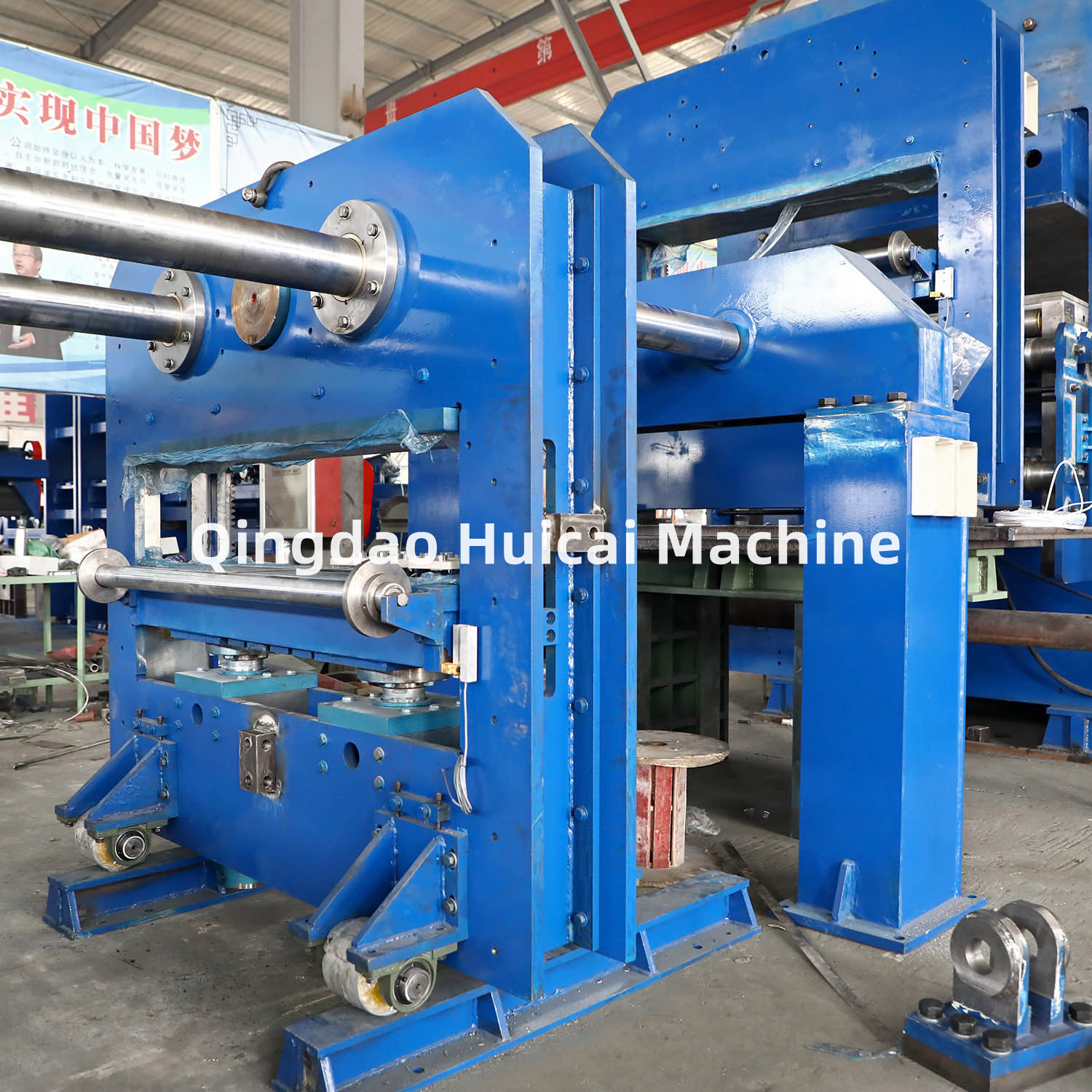 Consistent Conveyor Belt Vulcanization with 45kW Rubber Sheeting Vulcanizing Press