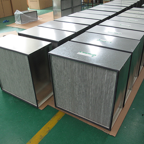 Galvanized Frame High Capacity HEPA Air Filter With Aluminum Separator H13 Class