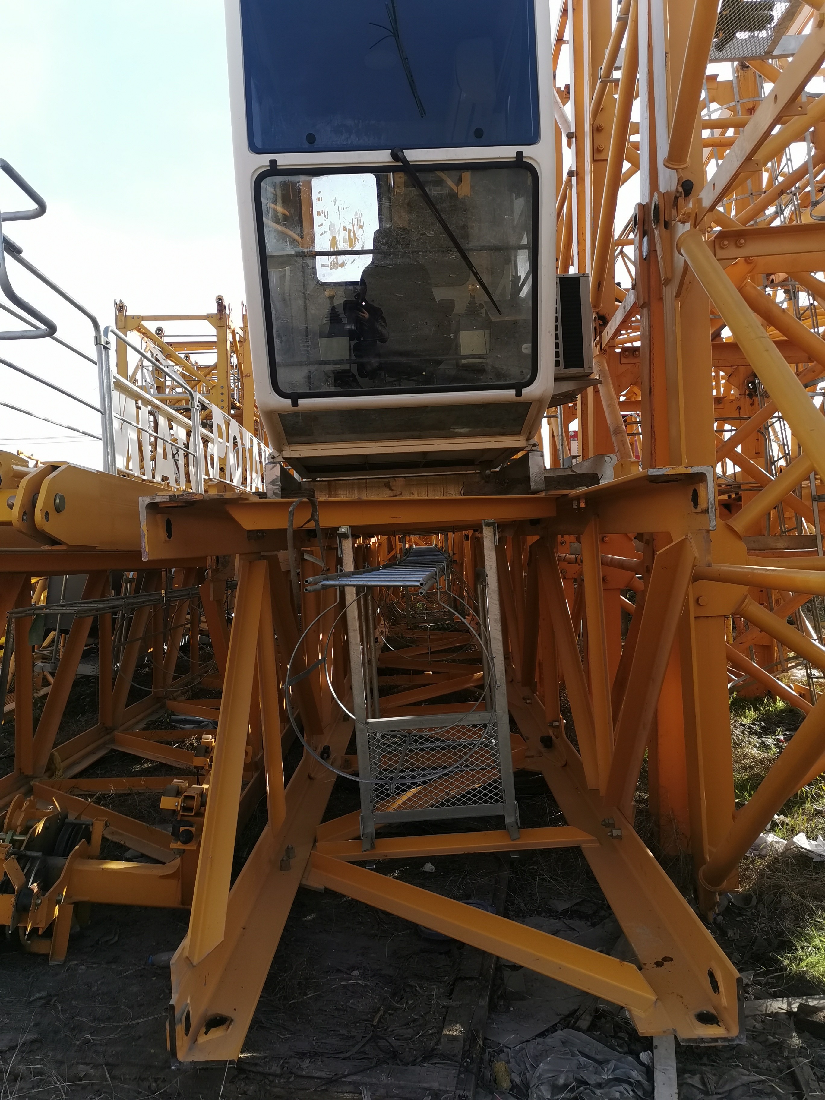 Potain Professional Car Type Tower Crane (6015-8) 60M Maximum Lifting Height 8t Max Load