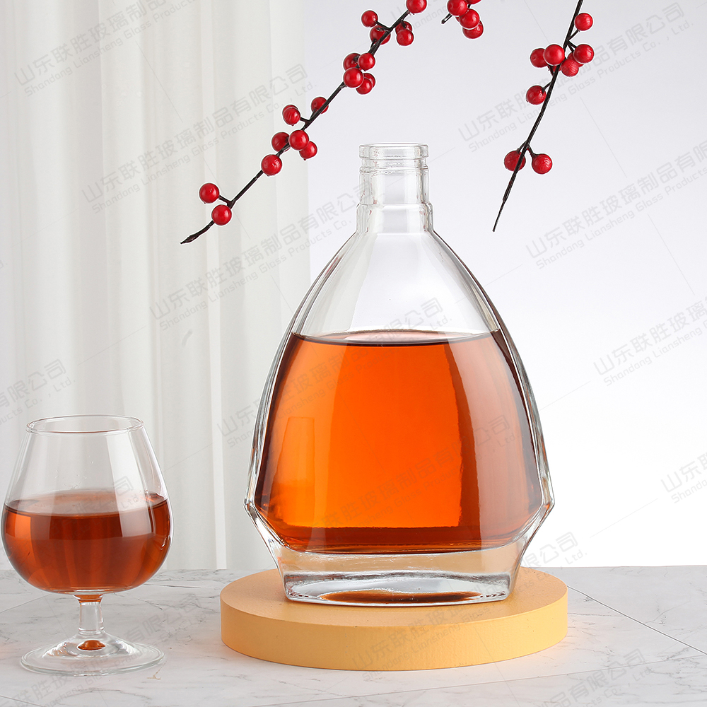 900ml Clear Rum Spirit Whiskey Bottle with Rubber Stopper Customied Glass Wine Bottle