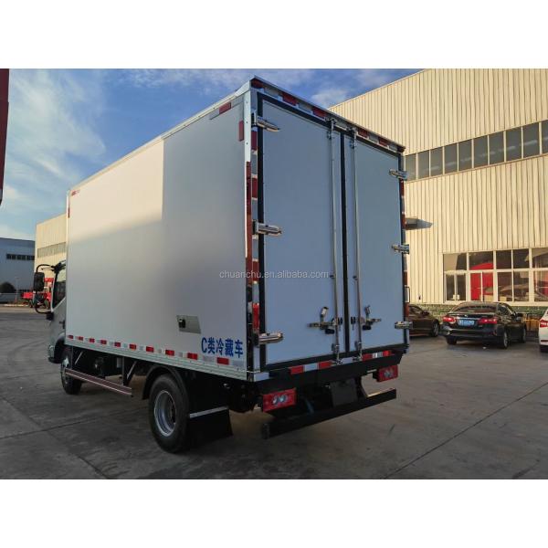 Foton 4x2 Small Refrigerator Truck Gasoline Fuel Type Cold Chain Transport Vehicle