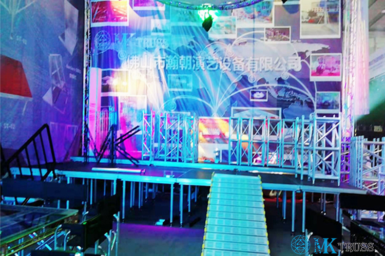 1200*2400mm Anti-slip Aluminium Frame Mobile Stage Platform for Outdoor Entertainment