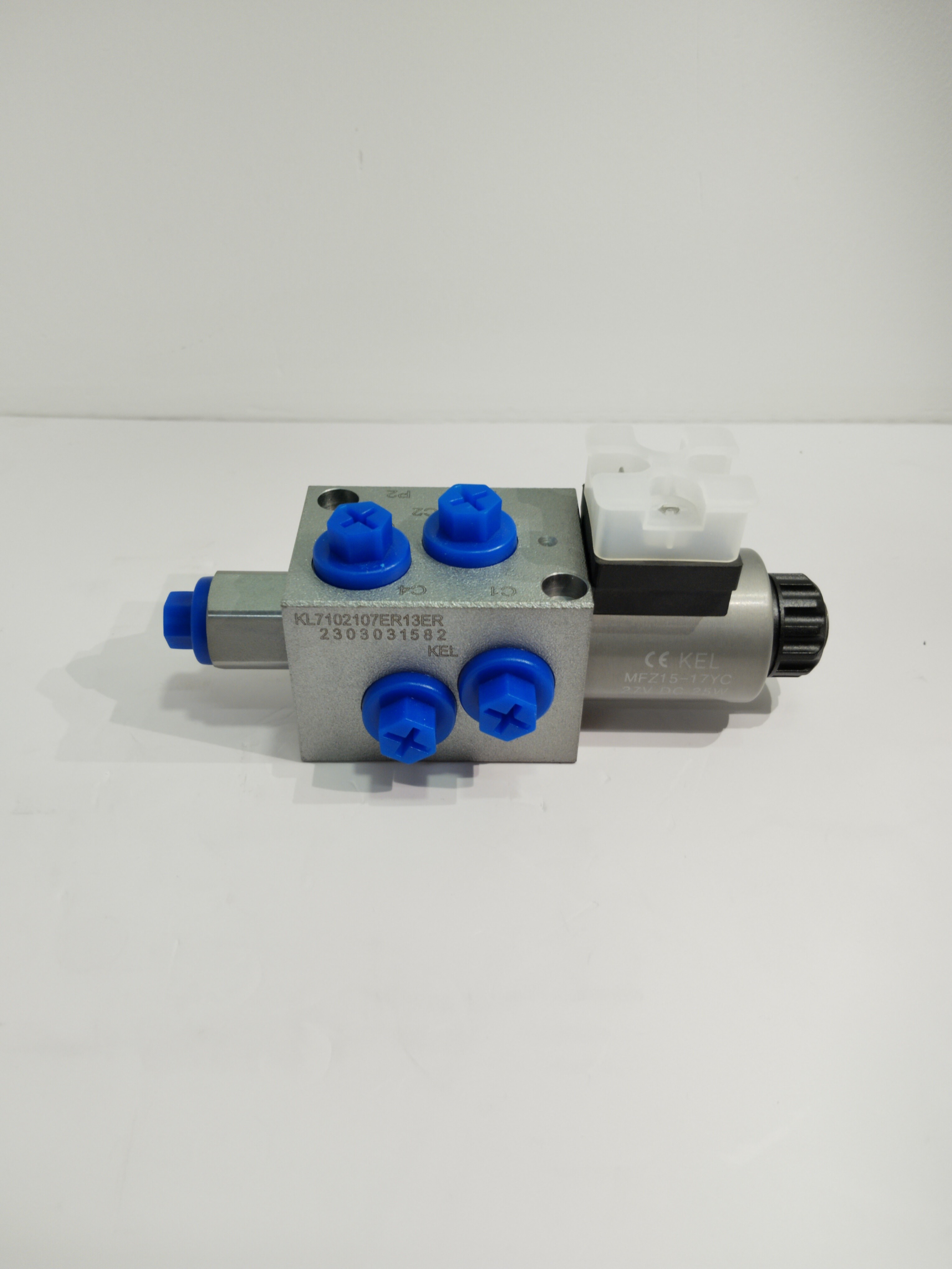 Hydraulic Electrical On Off Solenoid Valve 2 Position 6 Way Steel Iron Body