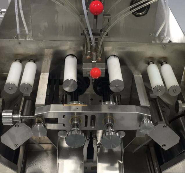 1400*800*1500mm Soft Gelatin Machine For Precise Research And Development Production