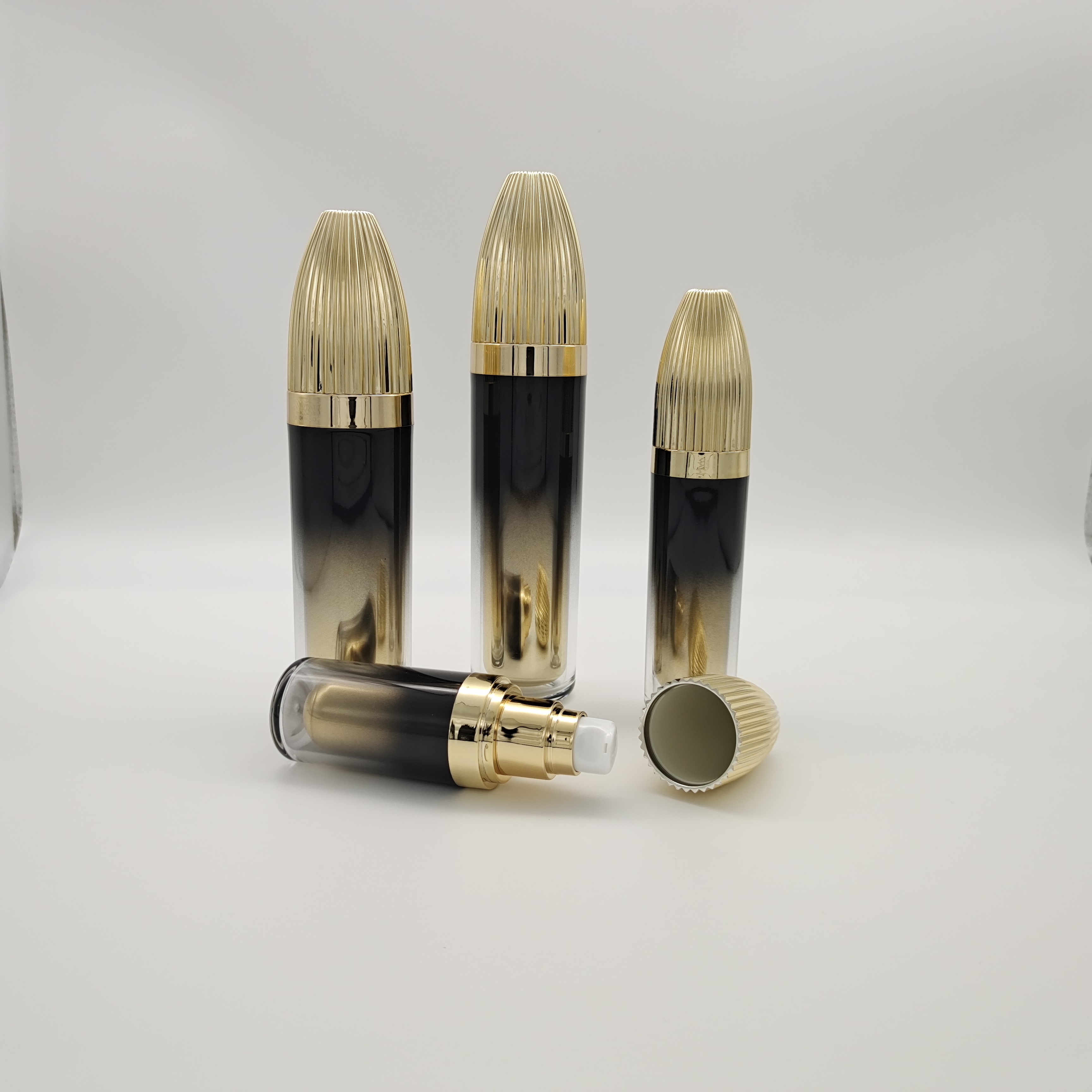 Pump Type With Aluminum Ring Black Gold Acrylic Cosmetic Cream Packaging Jar 30ml Spray Bottle Luxury Skincare Packaging