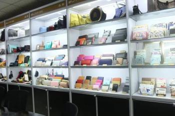 Dongguan ZUYA Bags & Leather Co.,Ltd