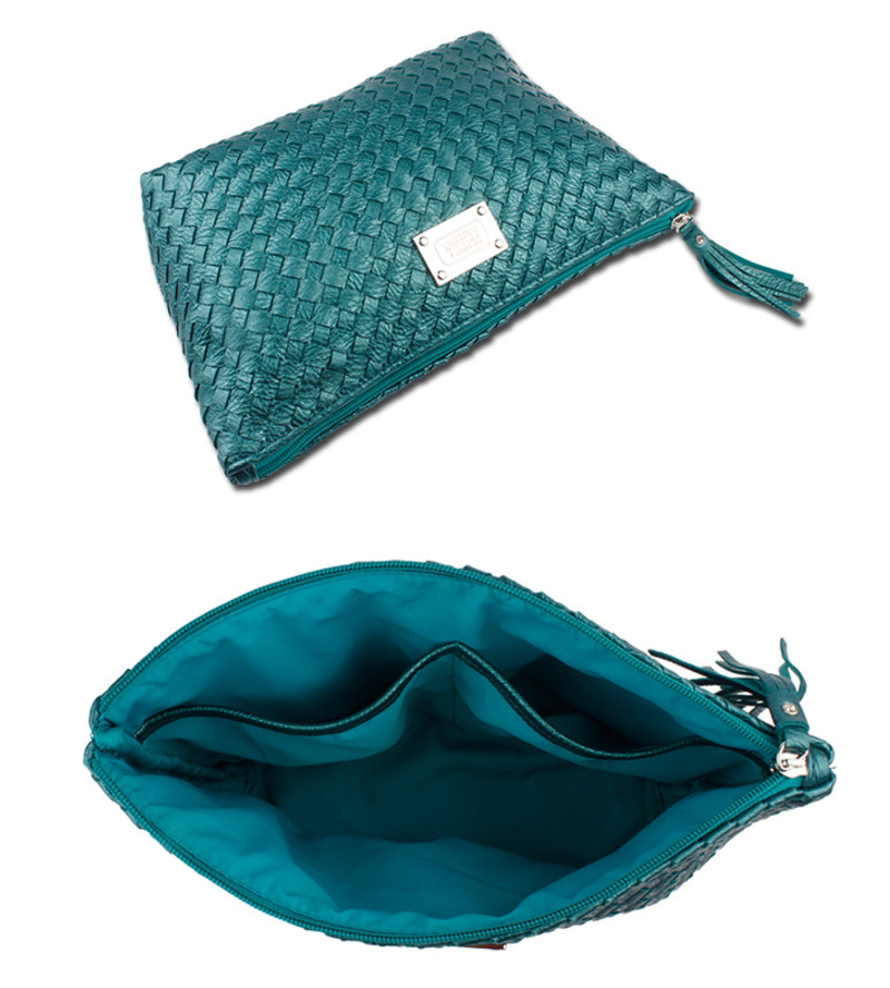 Large Water-Resistant Toiletry And Makeup Pouch For Women With Zipper Closure