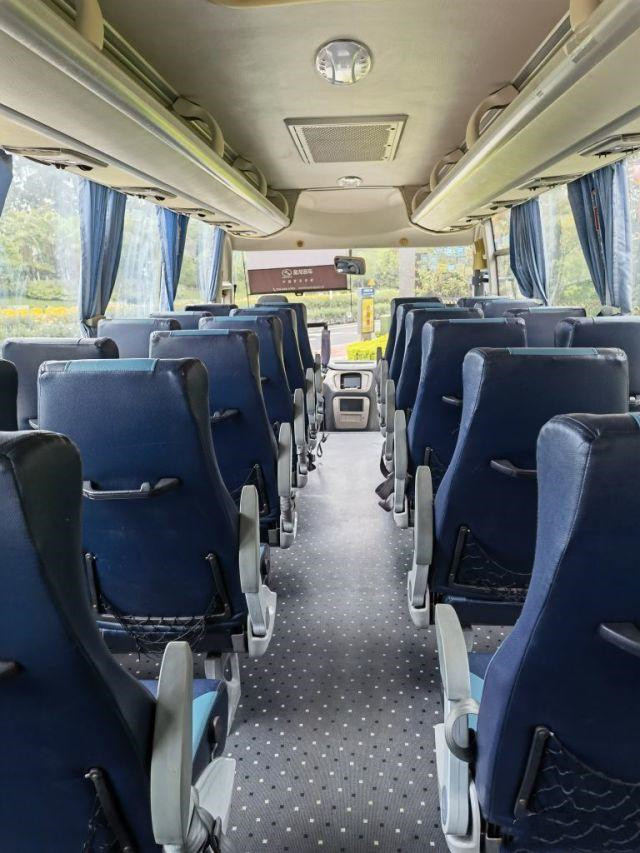 Used Tour Bus Model XMQ6859 Brand Kinglong 35 Seats Low Kilometer Euro III Used Mini Coach